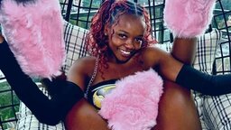 Pixie tease's Picture
