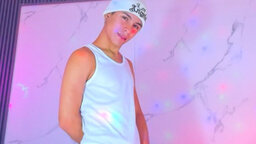 Trio_twink_hot's Picture