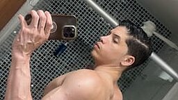 Safadinho 18's Picture